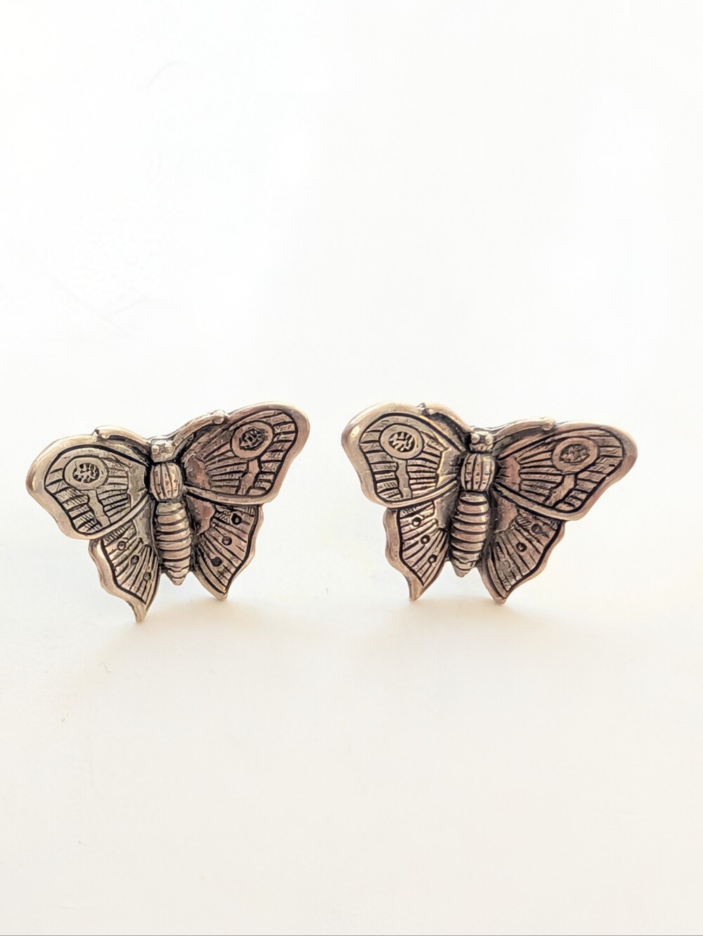 Vintage Y2K 2000s Figural Detailed Butterfly Moth Boho Silver Tone Earrings